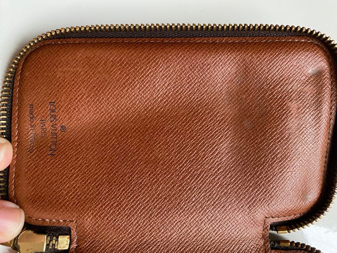 ルイヴィトン キーケース6連 ポシェット