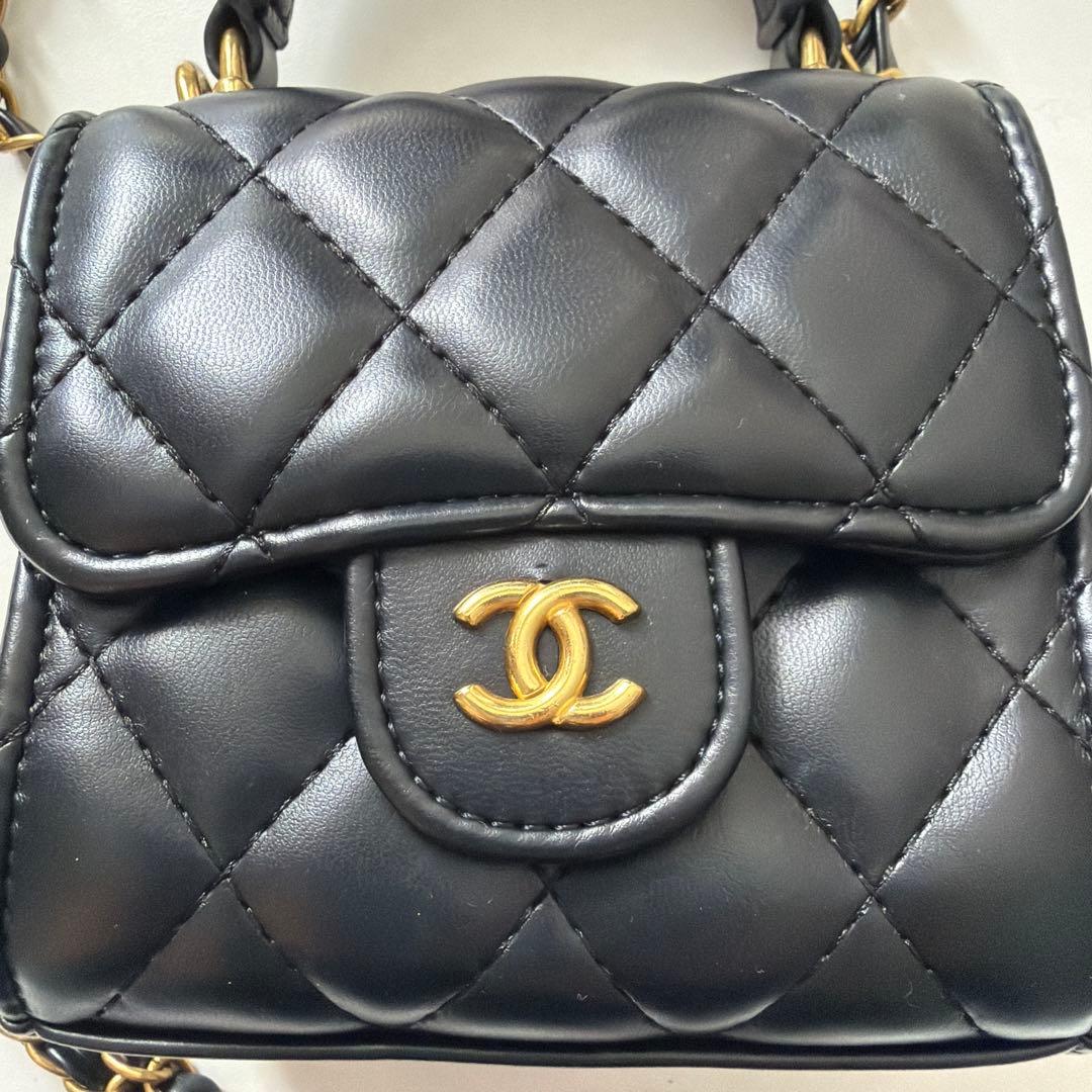 CHANEL チェーン付き ノベルティ ショルダーバッグ
