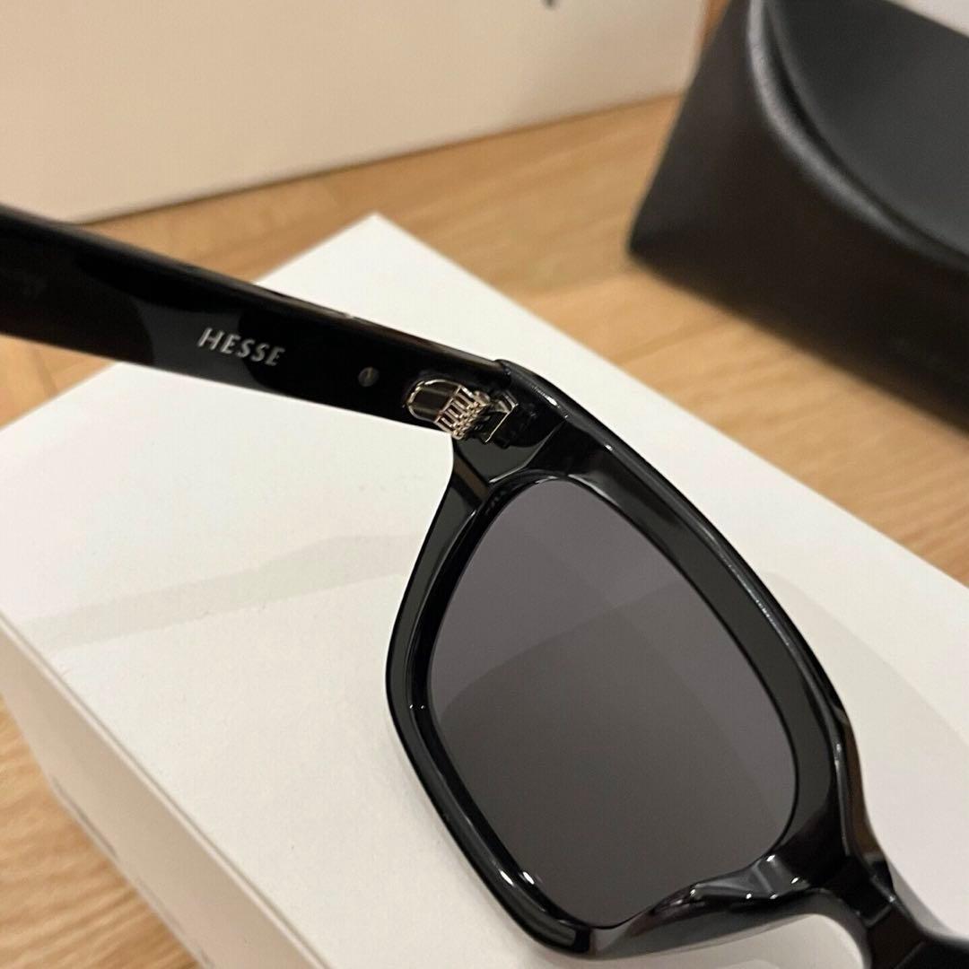 GENTLE MONSTER Hesse 01ブラックサングラス