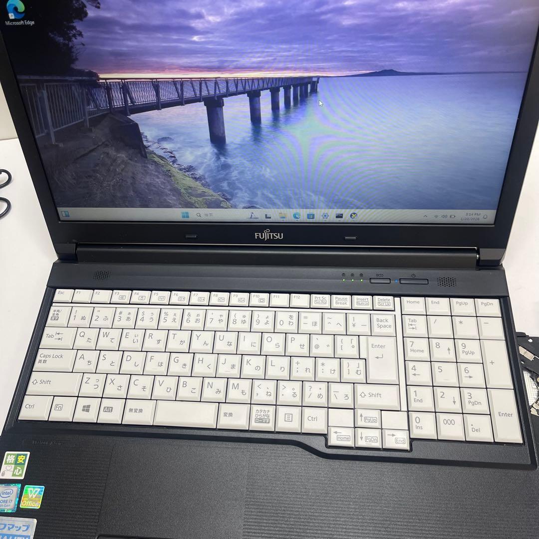 #862 富士通 Lifebook A747 i7-7600U 8GB 256G
