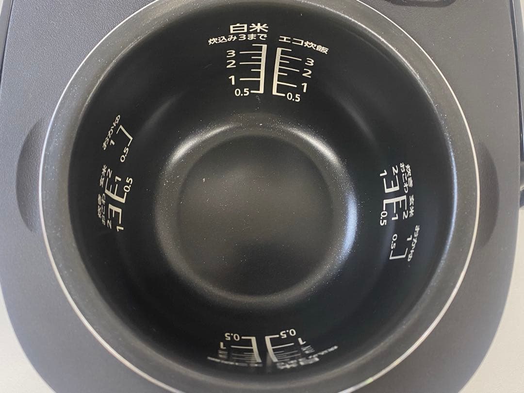 Panasonic パナソニック IH炊飯器 SR-KT060 2025年製