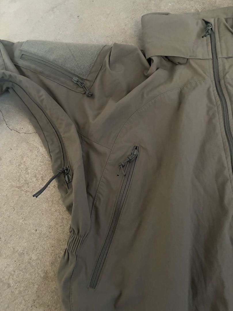 美品☆ Patagonia パタゴニア MARS level5 L/R