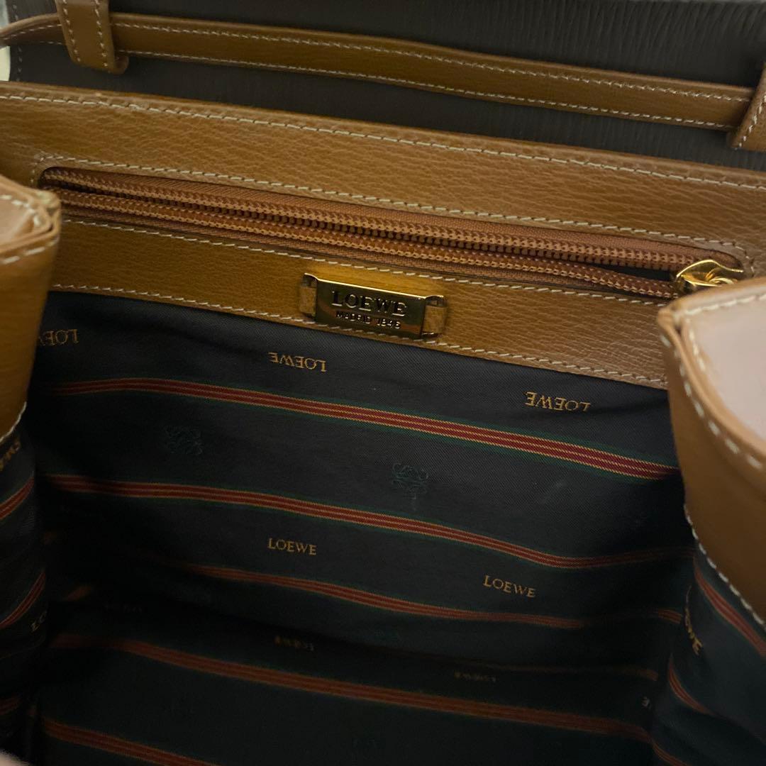 レザーショルダーバッグ ブラウンオレンジ Loewe ベラスケス