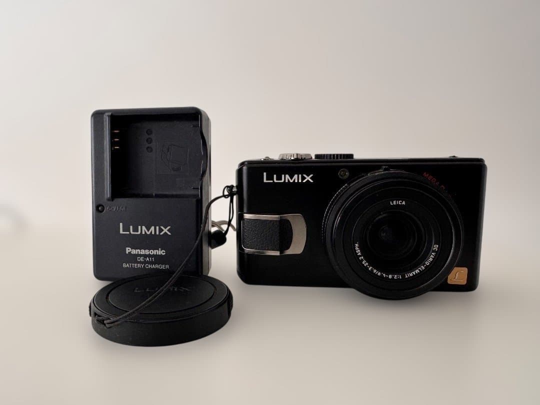 美品　Panasonic DMC-LX2 コンパクトデジタルカメラ