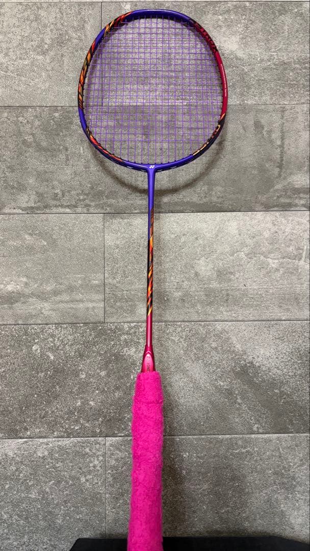 美品 ヨネックス アストロクス99PRO BP 日本限定モデル4UG5