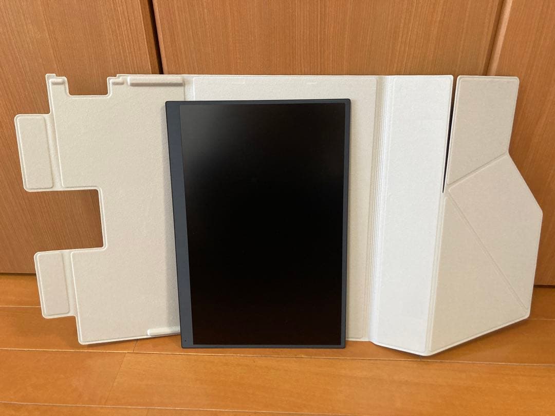 VAIO Vision+ 14インチ モバイルモニター