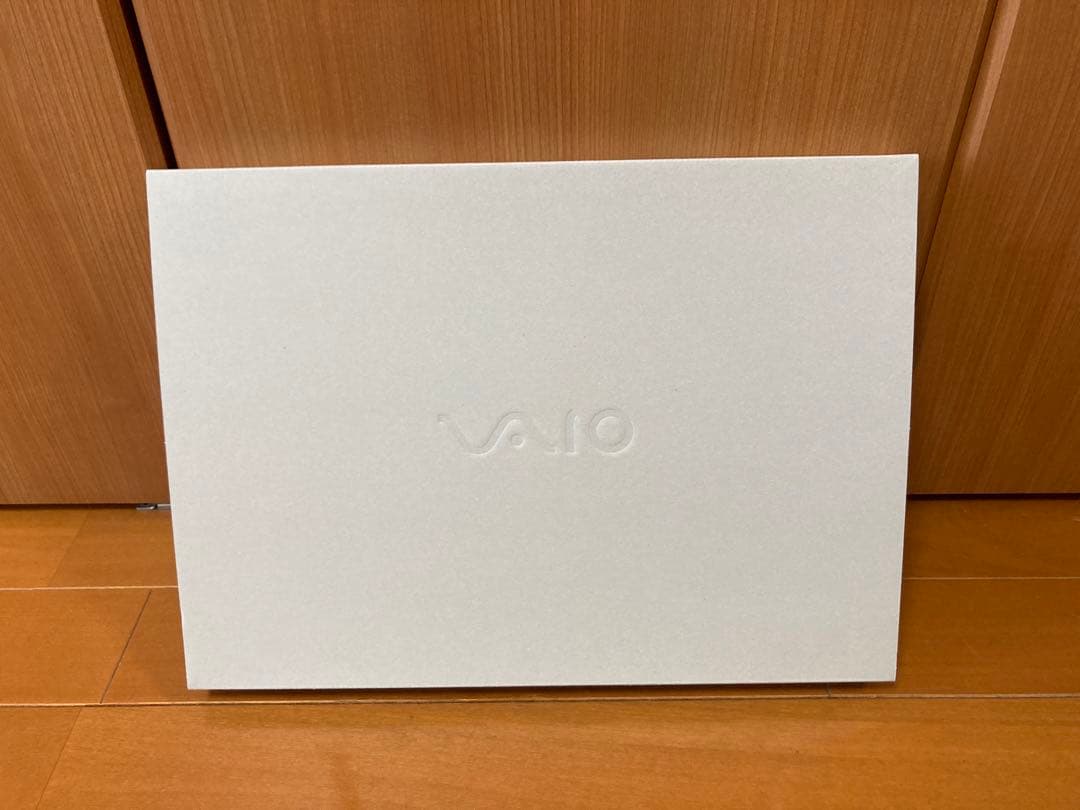 VAIO Vision+ 14インチ モバイルモニター