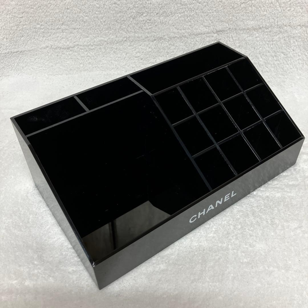 CHANELシャネル コスメケース 小物入れ