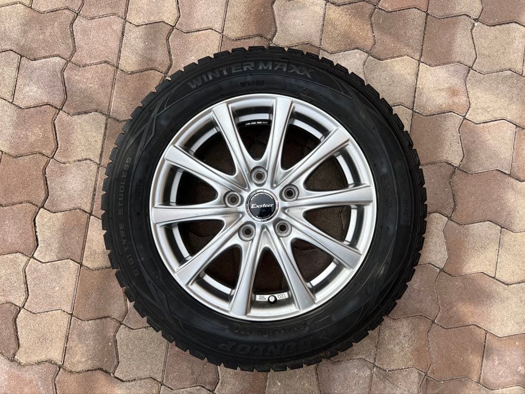 DUNLOP 15インチ スタッドレスタイヤ ホイールセット フリード