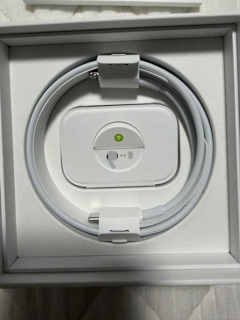 AirPods Pro (第2世代) シリアルナンバー有り