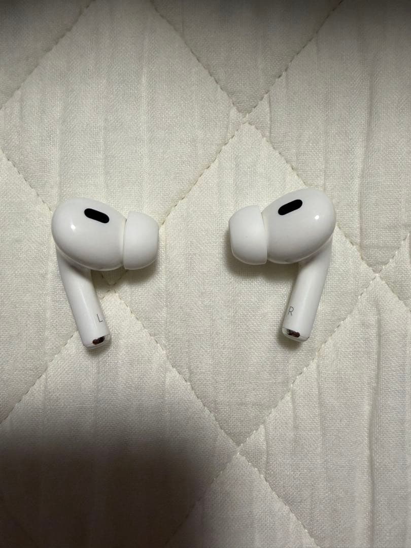 AirPods Pro (第2世代) シリアルナンバー有り