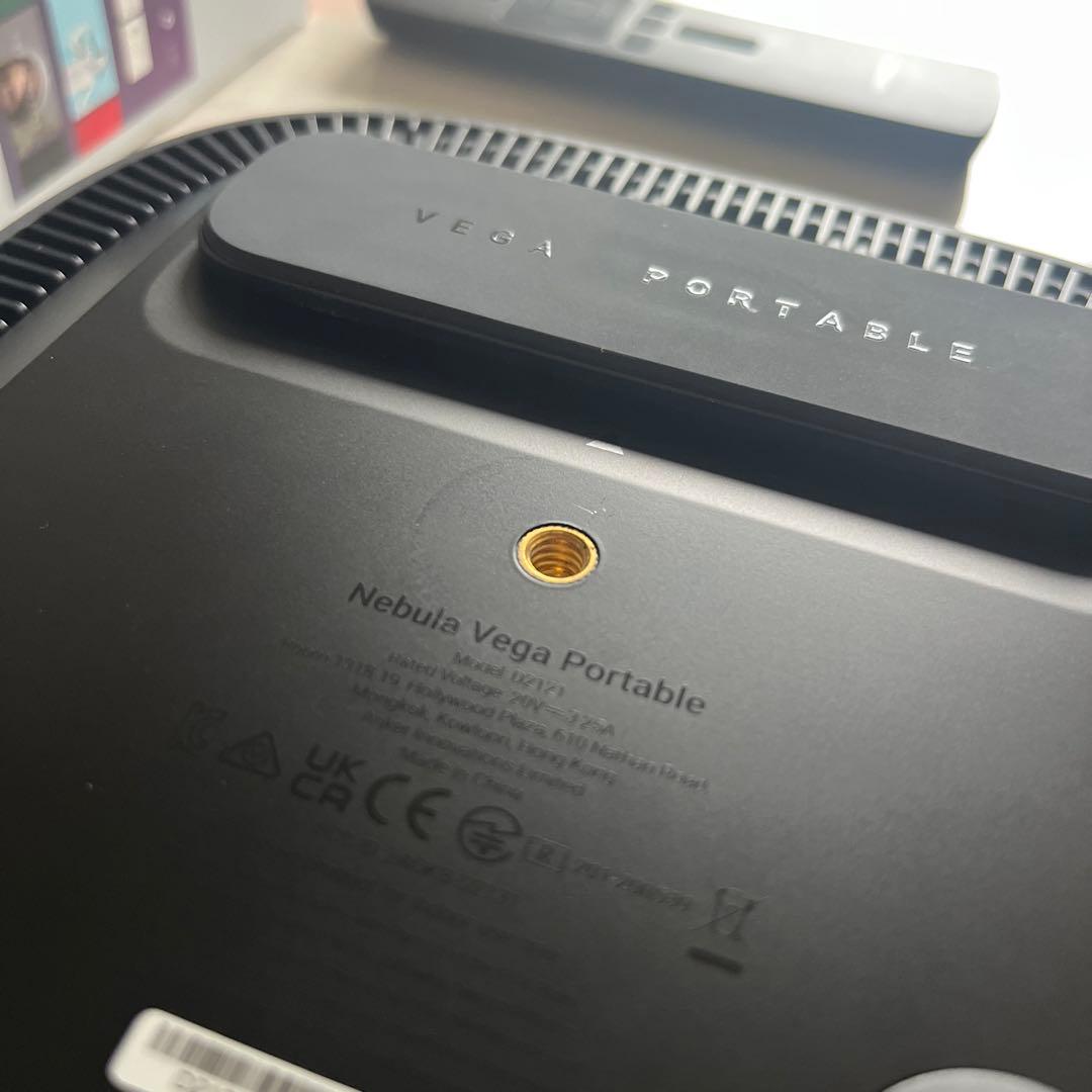 NEBULA Vega Portable プロジェクター本体