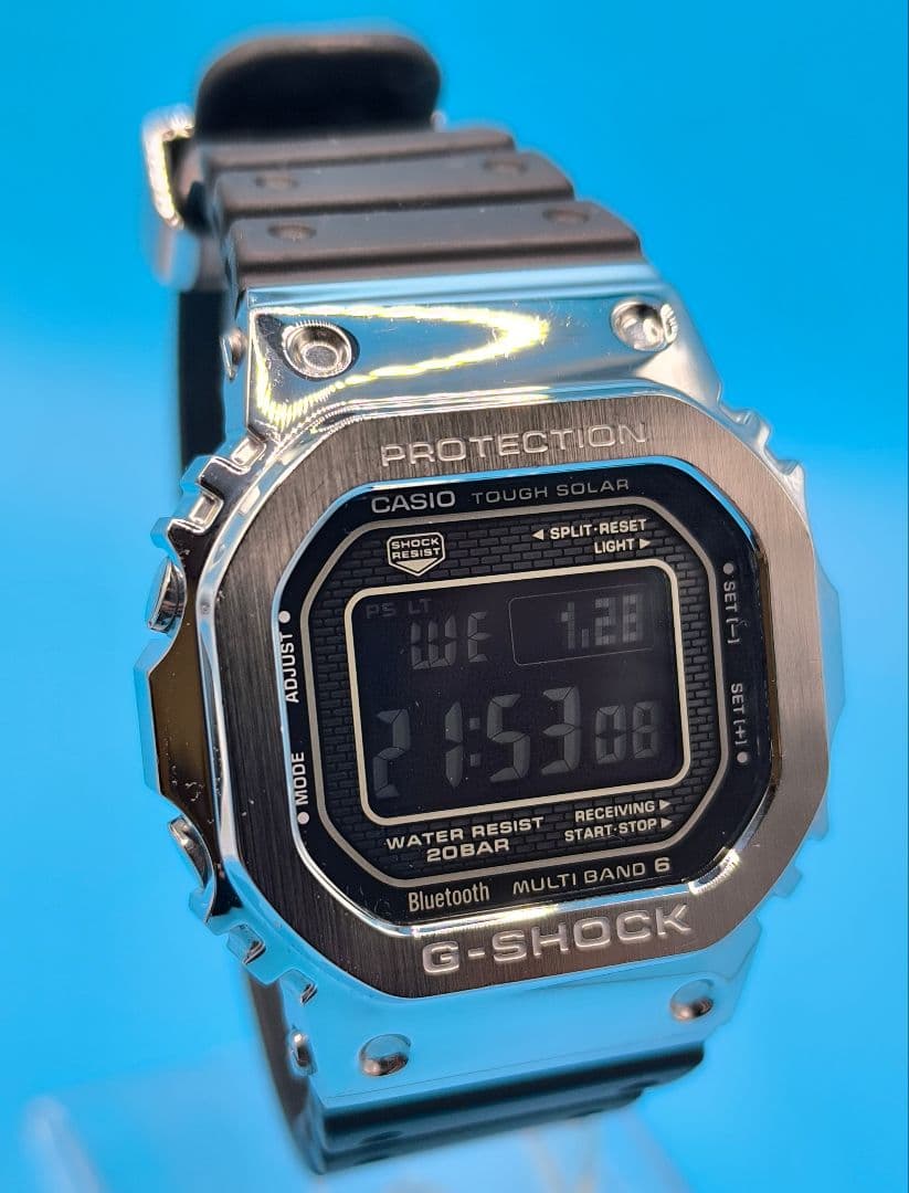 G-SHOCK GMW−B5000-1JFメタルカバーソーラー電波