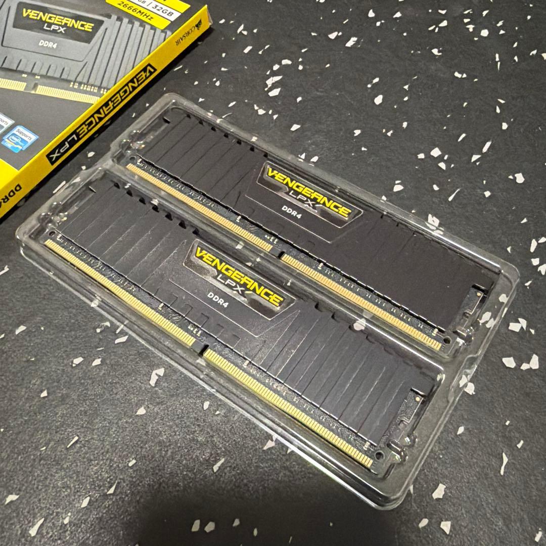 【中古PCメモリ】DDR4 32GB（16GB×2枚）