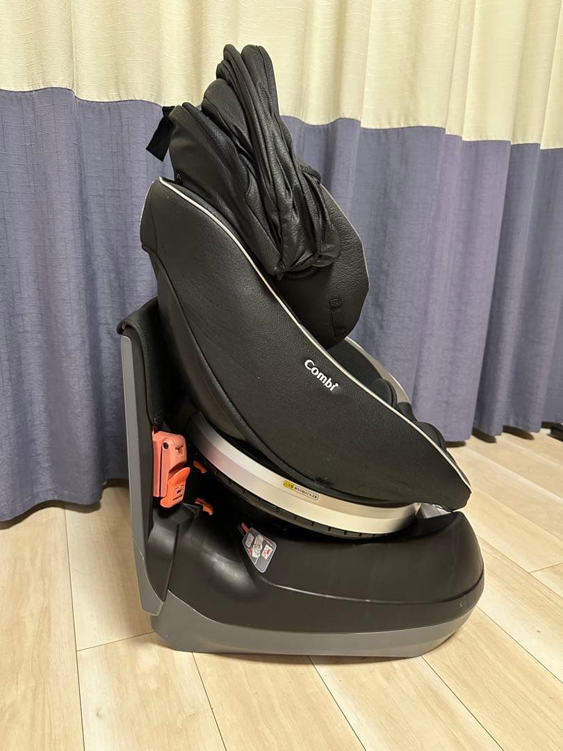 【美品】Combi クルムーヴ cg-utg 回転式チャイルドシート ブラック