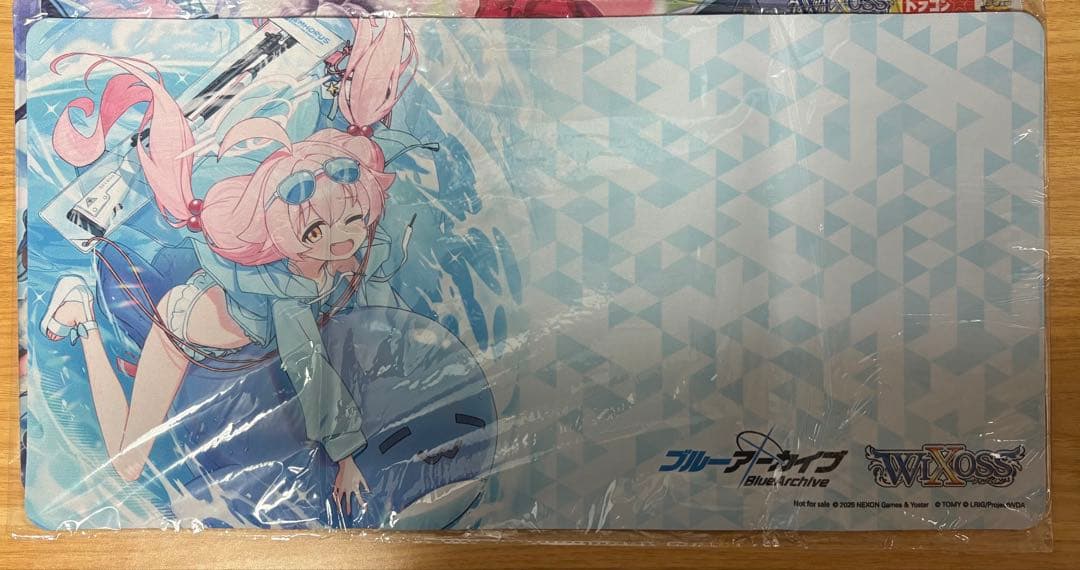 WIXOSS プレイマット　ブルアカ　ホシノ