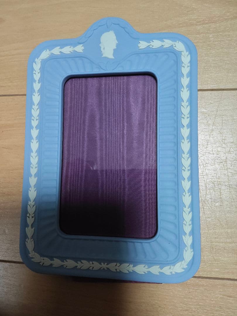 ウェッジウッド(ペールブルー)　ピクチャーフレーム　写真立て