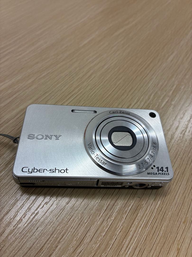 SONYデジタルスチルカメラDSC-W350 SDカード付き。ケーブルなし