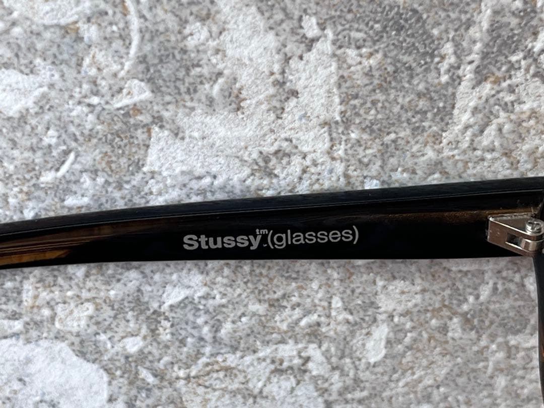 stussu マイケルモデル　サングラス