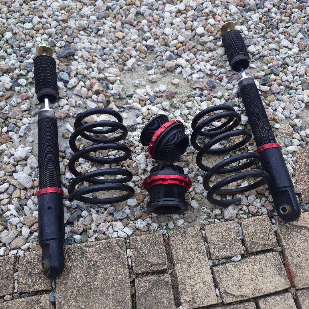 E12 ノート　BLITZ　車高調　リヤのみ