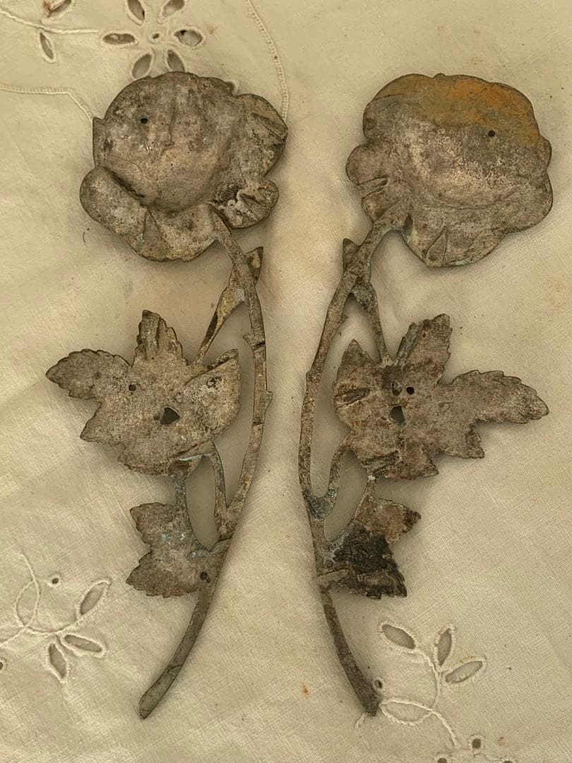 フランスアンティーク　金属製装飾　薔薇　ペア　ブロカント