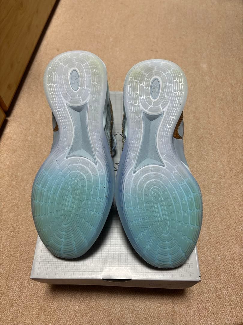 ナイキ　サブリナ3