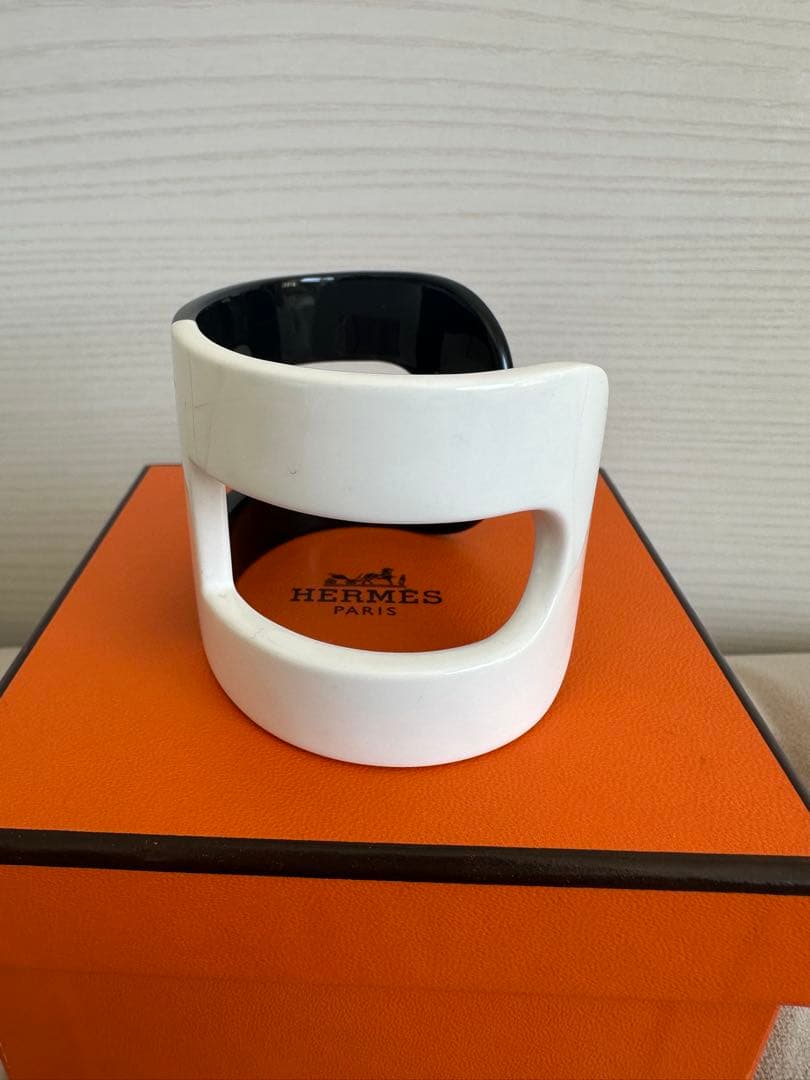 HERMES ラッカーホーン　バングル