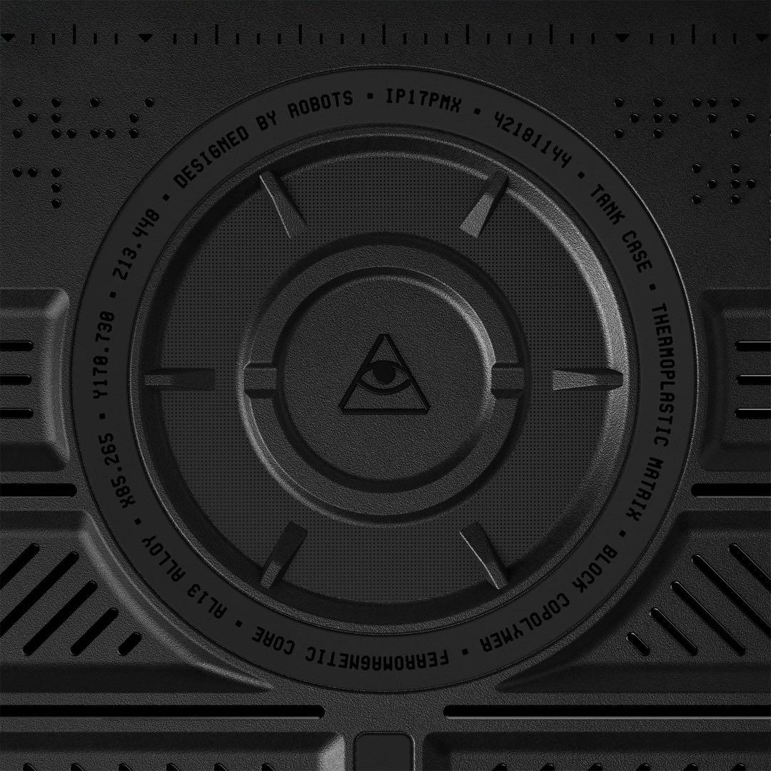 iPhoneアクセサリー dbrand TANK CASE with NAPALM BUTTON