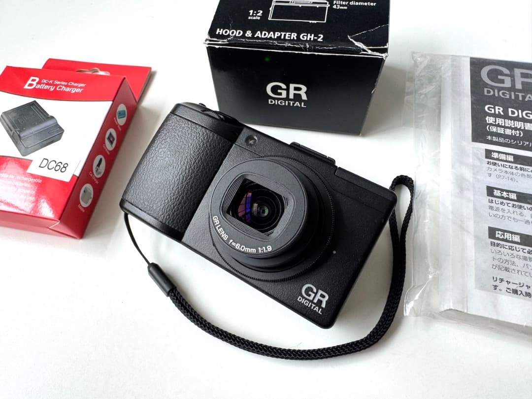 リコーRICOH GR Digital III GH-2フードアクセサリー付属