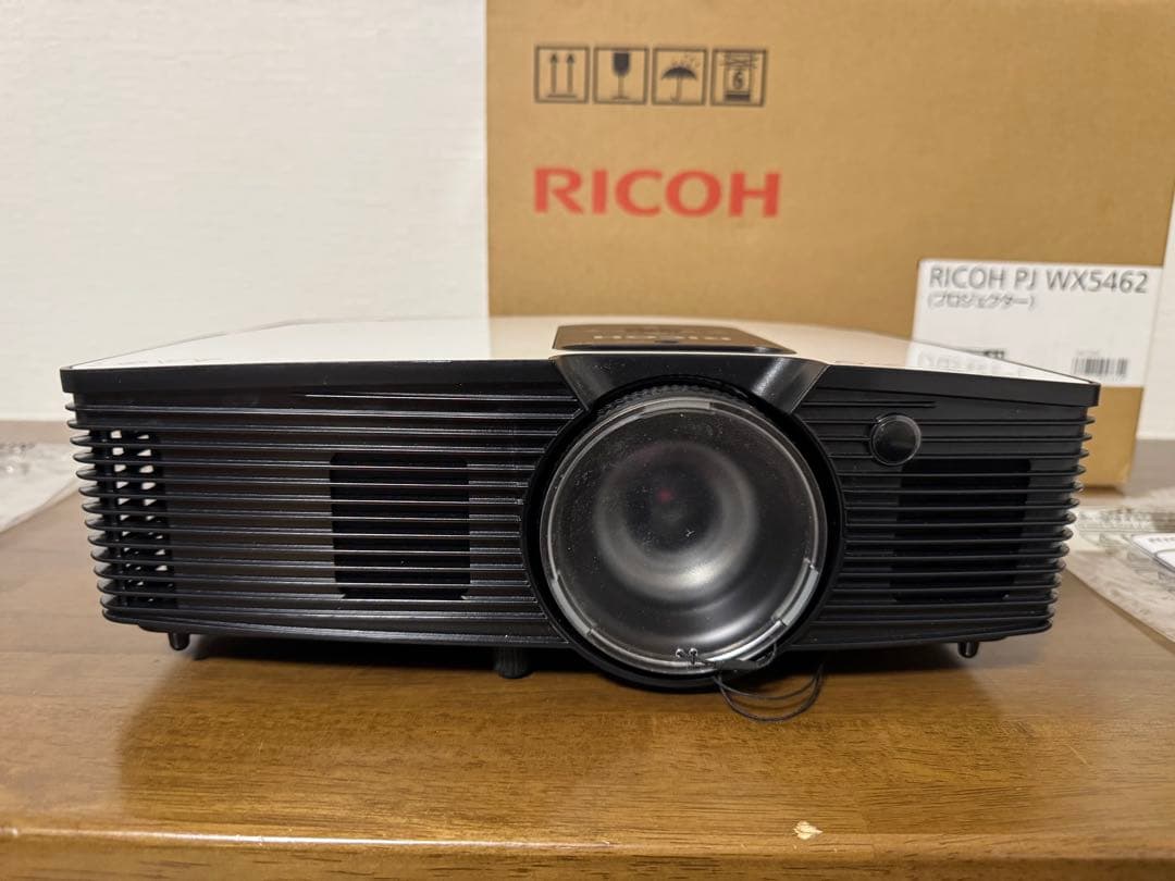 *美品*RICOH プロジェクター WX5462 ランプ 元箱付き