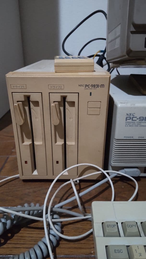NEC パソコン PC-9801DX/U2 電源起動