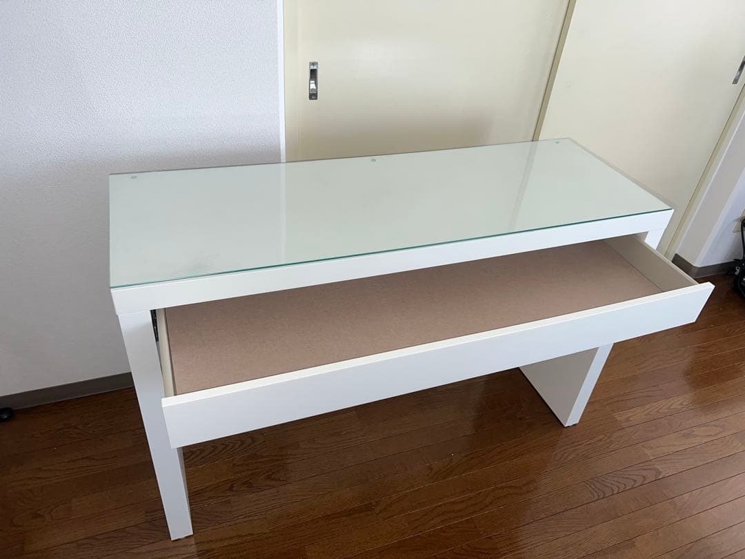 ホワイト ガラス天板 ドレッサー 引き出し付き