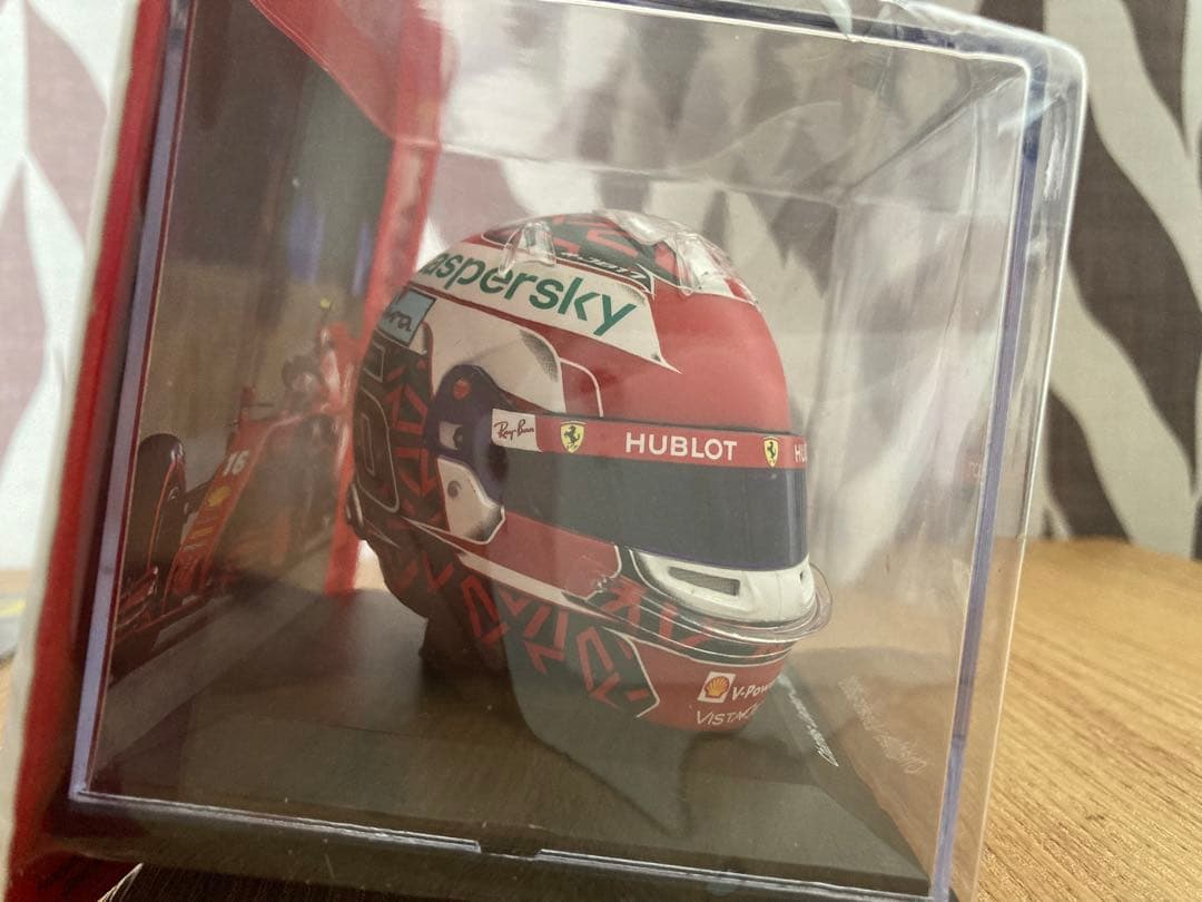 日本未発売　ビッグスケールF1コレクション　ルクレール　ヘルメット　2020年