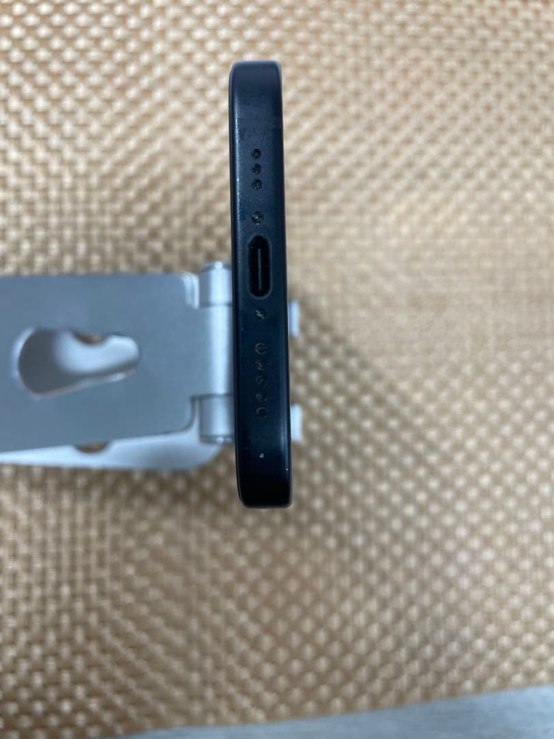 iPhone 15 128 GB ブラックSIMフリー【8106】