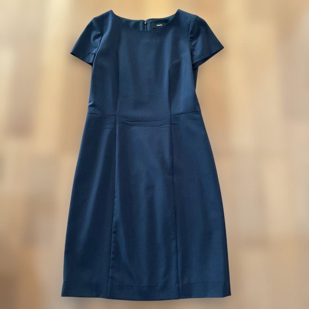 美品　Theoryノーカラージャケット ワンピーススーツ セットアップ ネイビー