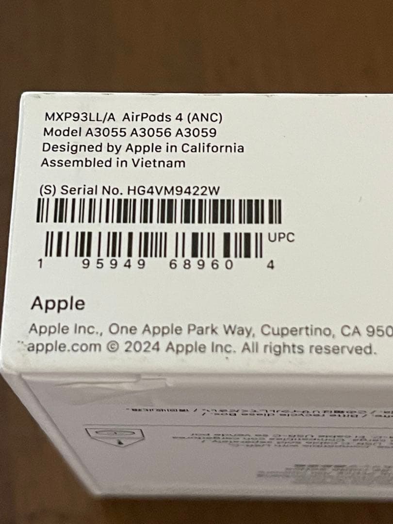 ［新品未開封］Apple AirPods 4 (ANC) アクセサリー