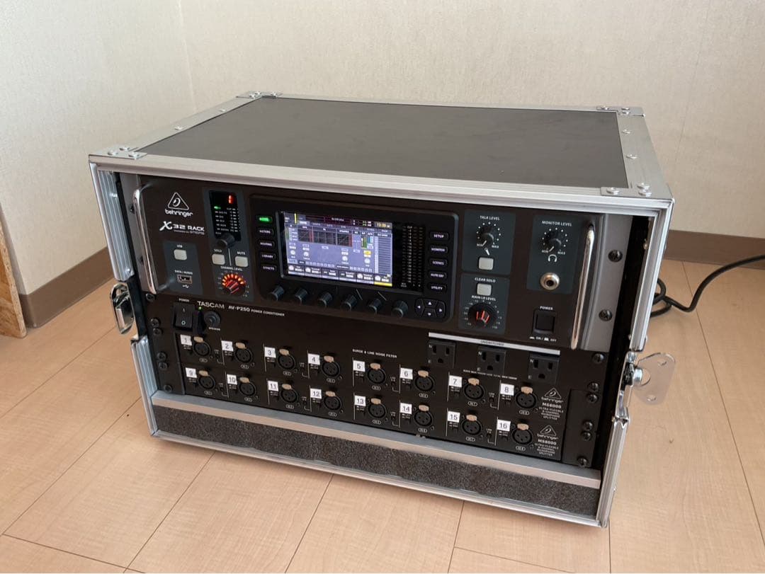 BEHRINGER X32 Rack ラック一式