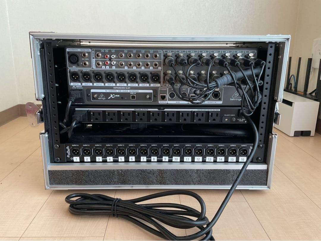 BEHRINGER X32 Rack ラック一式