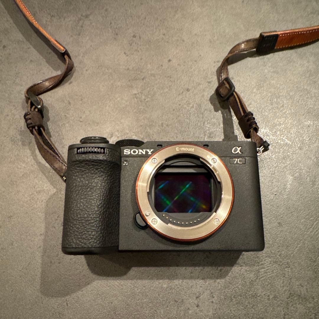 SONY α7Ciiミラーレス一眼（追加バッテリー、チャージャー付き）