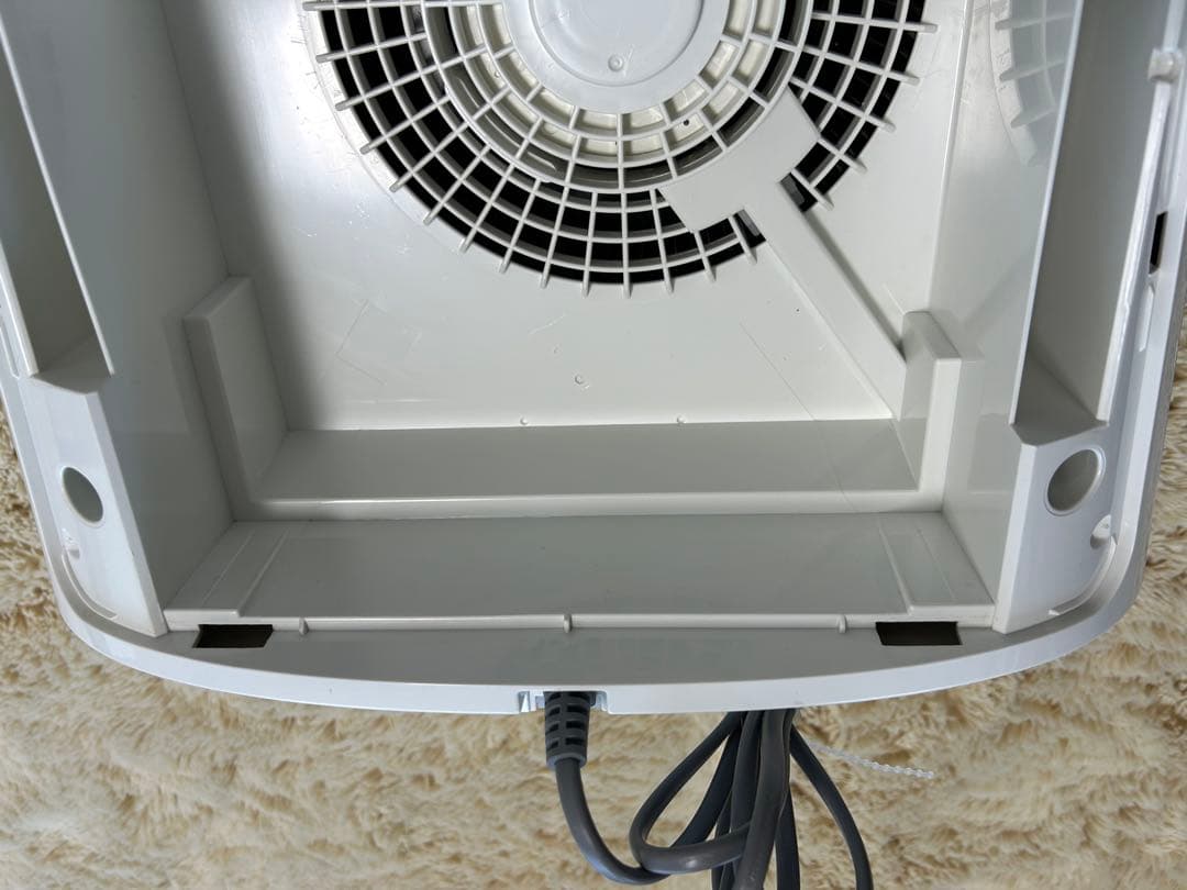 シャーププラズマクラスター7000空気清浄機FU-P50-W（新品フィルタ付）