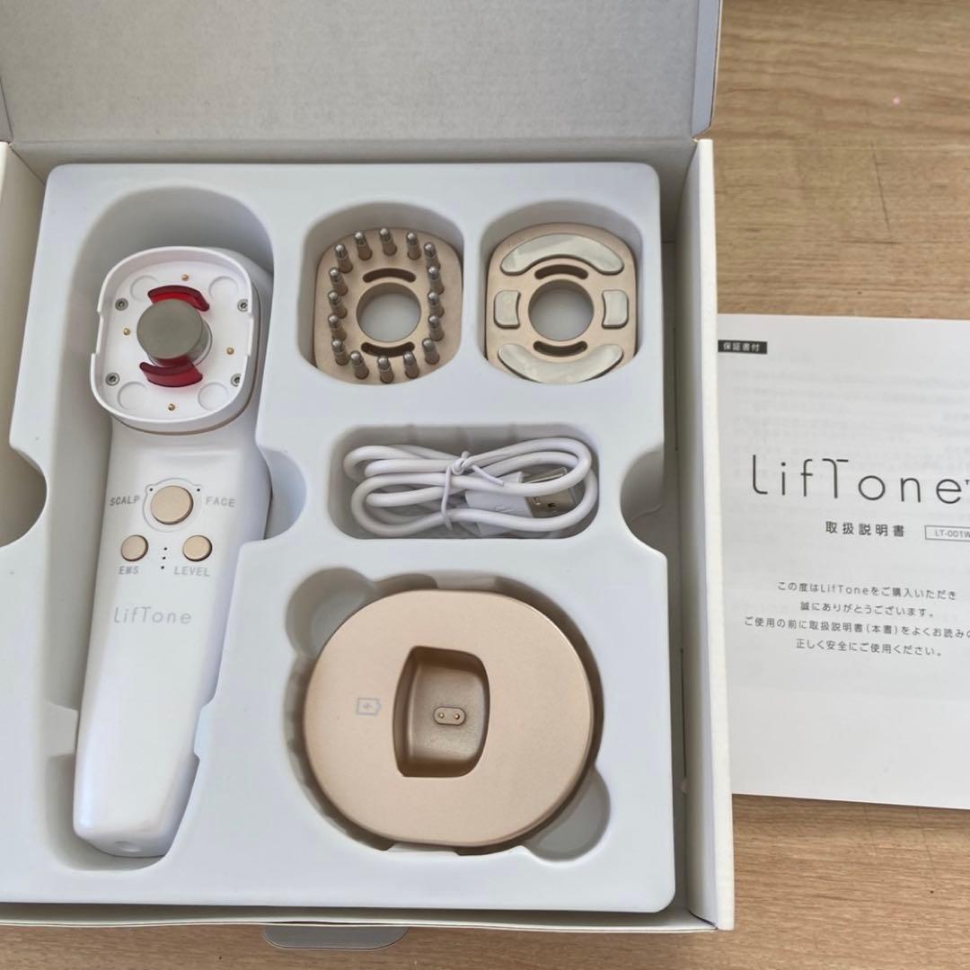 ラスト最安値！lifTone 美顔器 白　極美品
