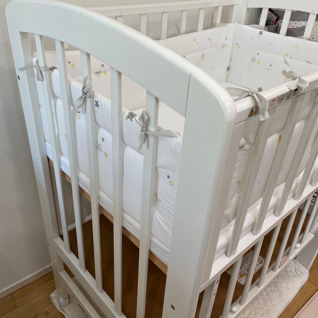 カトージ　ミニベビーベッド　ハイポジション(アーチ)