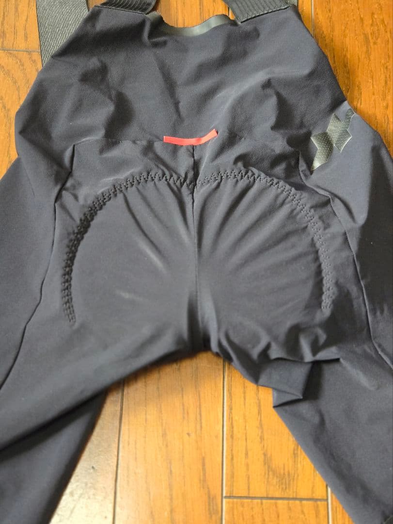 美品 ASSOS EQUIPE RSR S9 アソス ビブショーツ Sサイズ