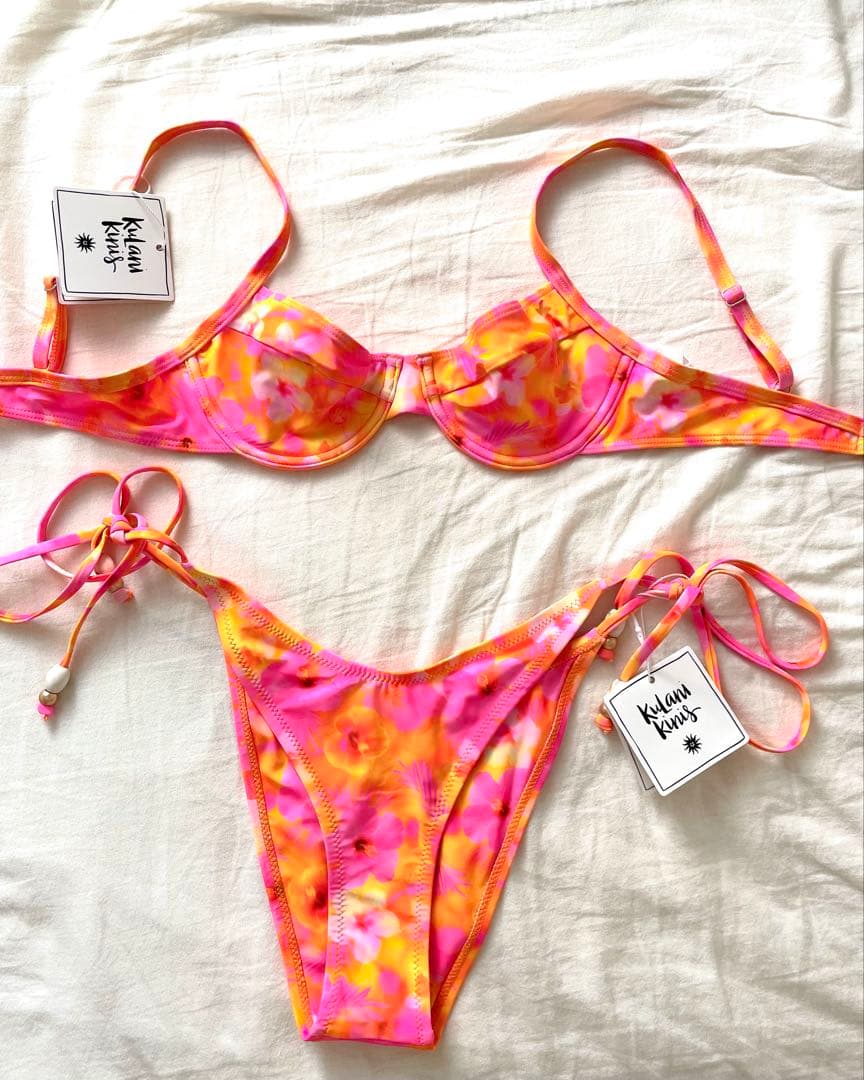 Kulani Kinis 上下ビキニセット