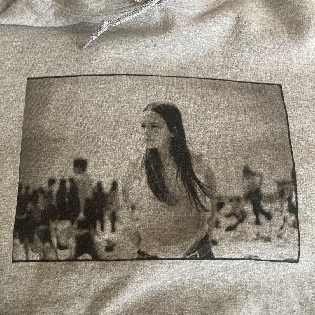 トップス HOLIDAY Joe Szabo PHOTO HOODIE