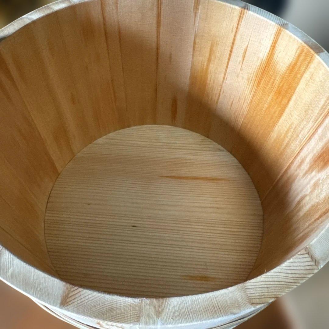 茶道具水張桶　竹手付　通桶　 水屋道具　露地道具　手桶　木製水指　割蓋