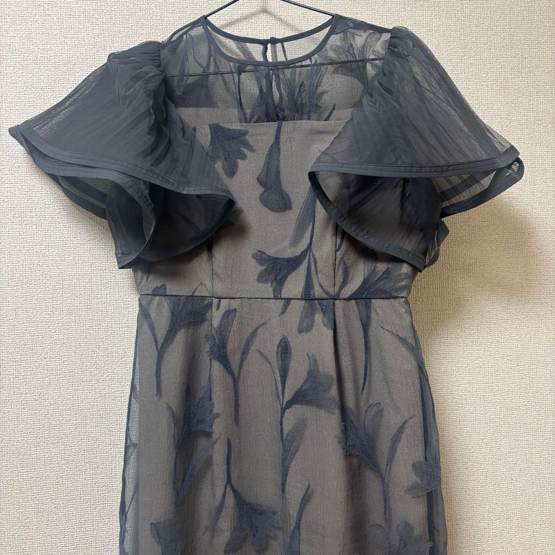 値下げ・サーキュラースリーブフラワードレス niana LE’RURE Mサイズ