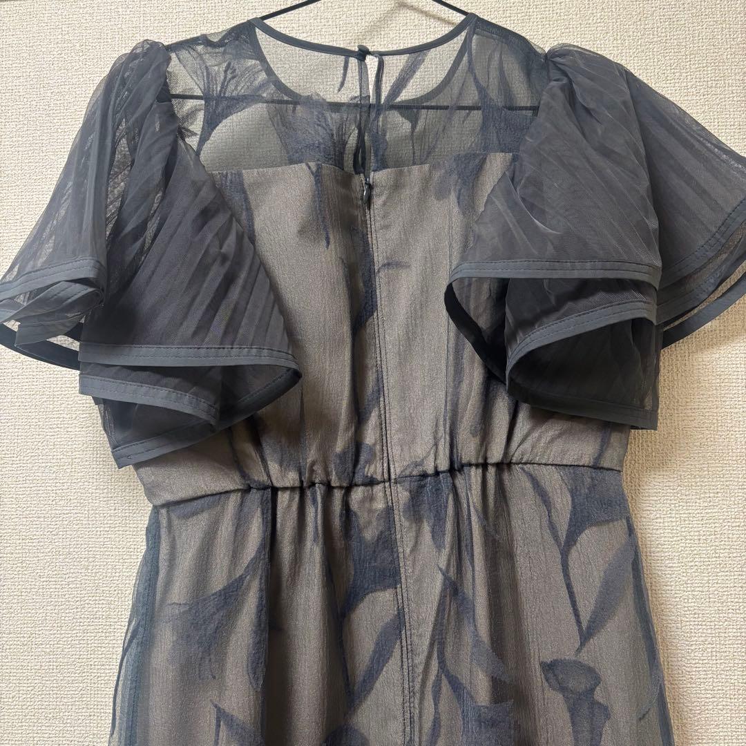 値下げ・サーキュラースリーブフラワードレス niana LE’RURE Mサイズ