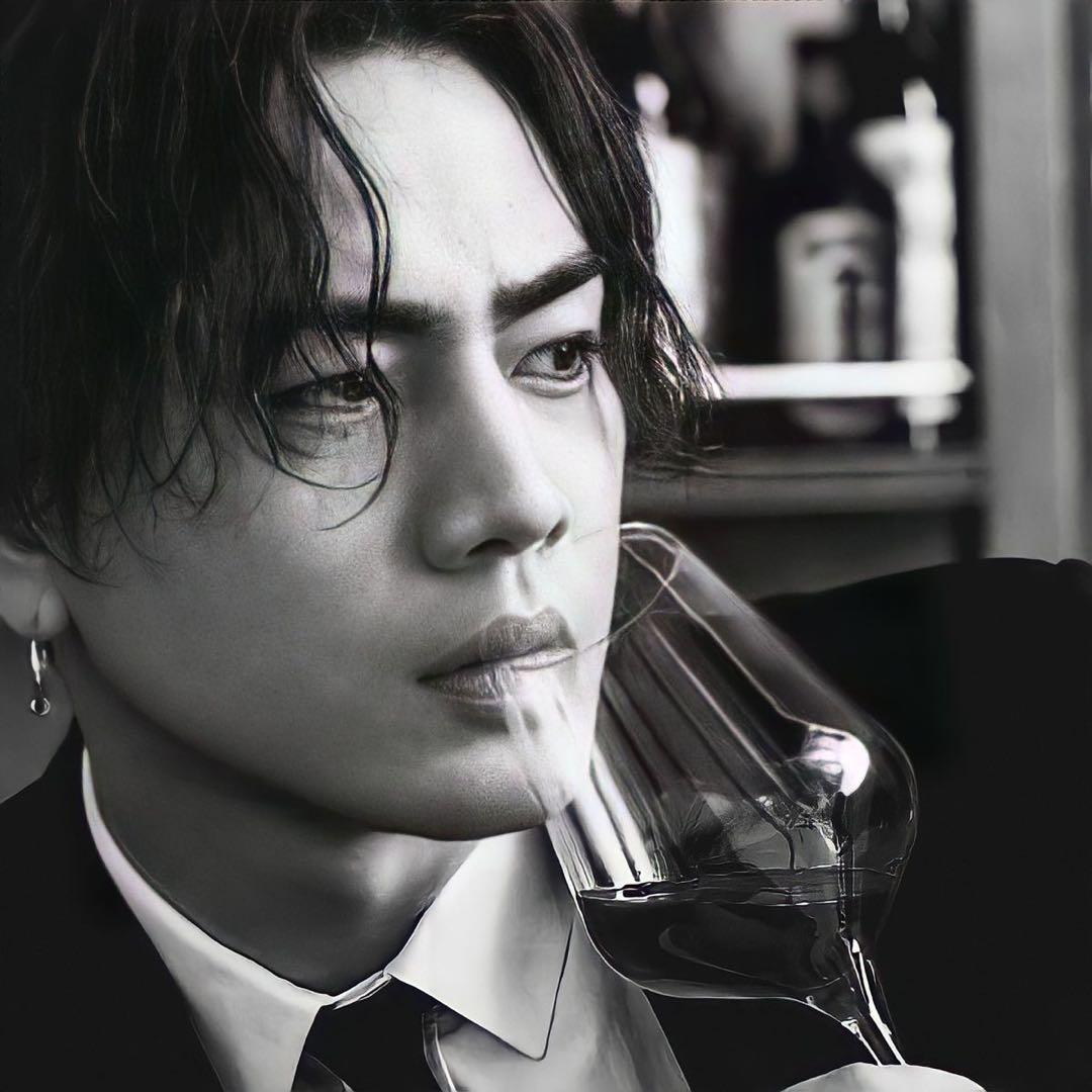 スピネリキルコリン　フープピアス