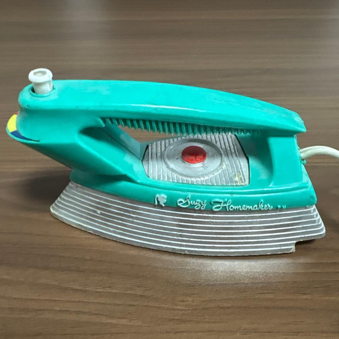 Sizzy maker アイロン　レトロポップ アデリアレトロ